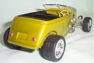 sm32tourer2.jpg (10271 bytes)